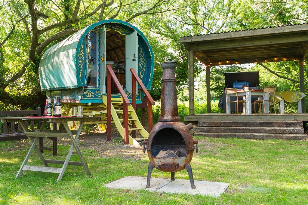 Widbrook Barns Bed & Breakfast Bradford-On-Avon Bagian luar foto