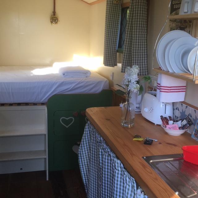 Widbrook Barns Bed & Breakfast Bradford-On-Avon Bagian luar foto